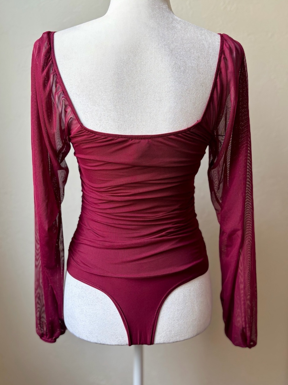 Windsor Burgundy Sheer Mesh Sleeve Ruched Bodysuit Medium - Picture 7 of 11